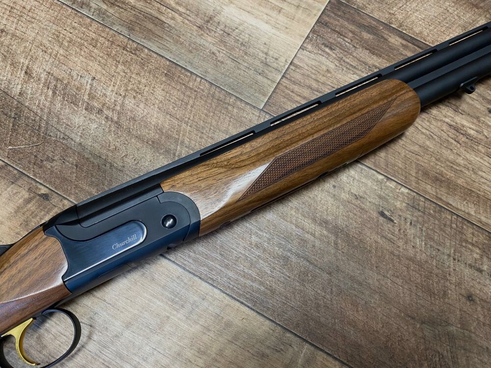 Akkar Churchill 206E LADY, Black II 12/76