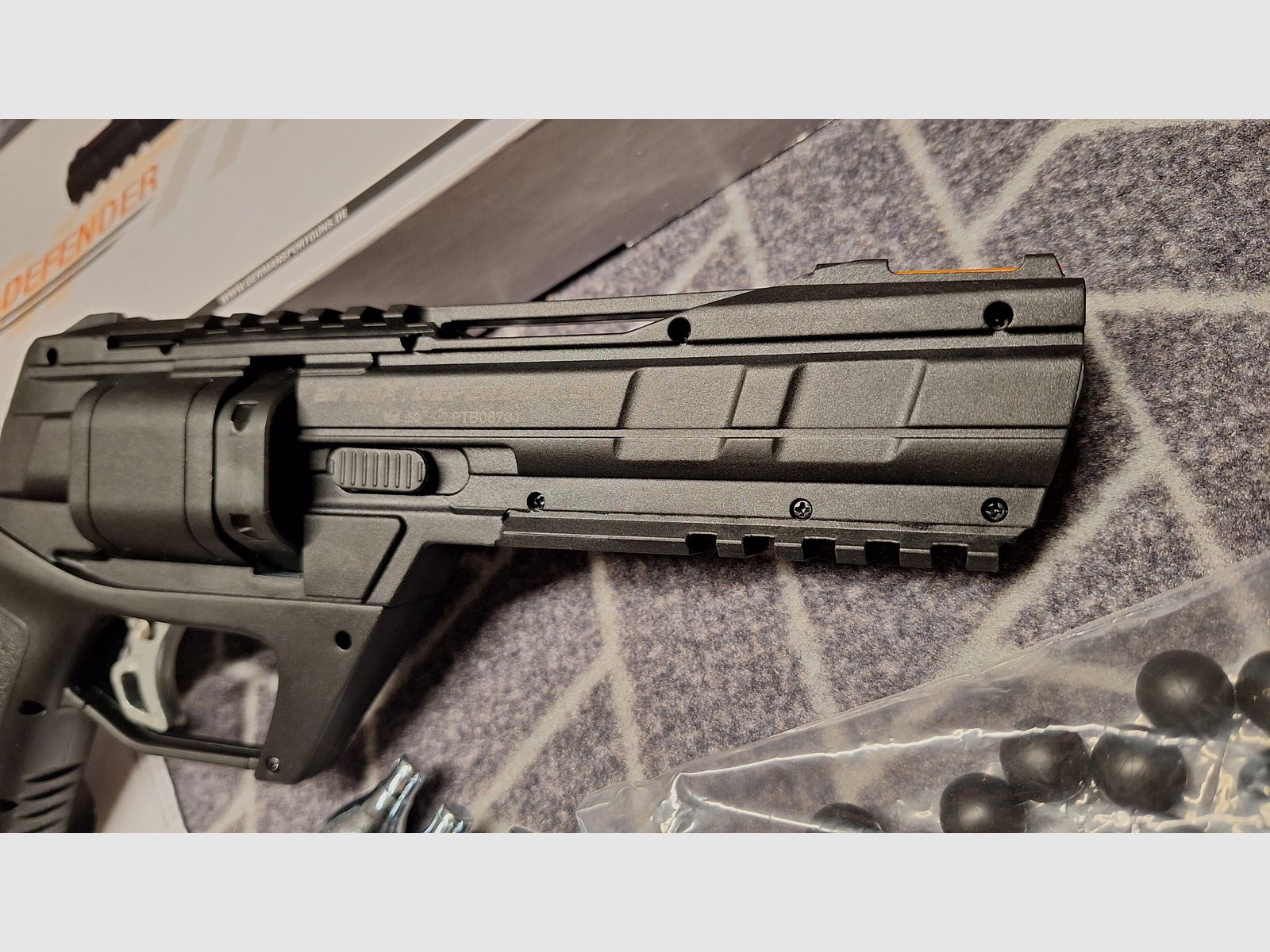 AirmaX Defender Co2-Revolver cal .50 Defense