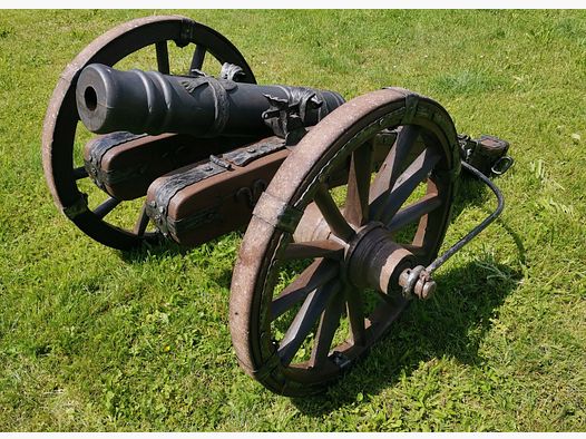Große XXL Böllerkanone mit sehr Aufwendiger Schmiedekunst und neuen Beschuss Vorderlader Kanone