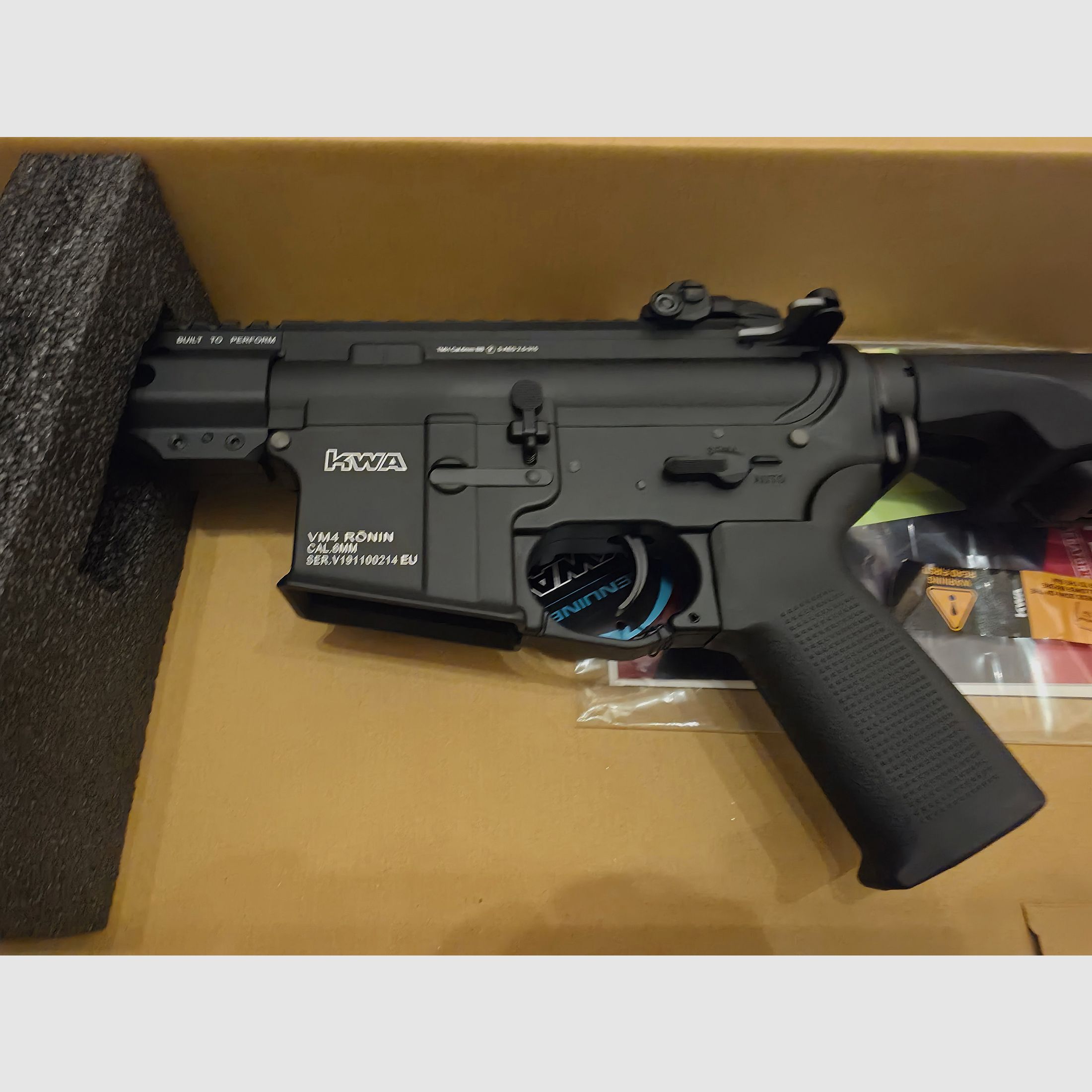 KWA - VM4 Ronin 10 SBR S-AEG 2.5