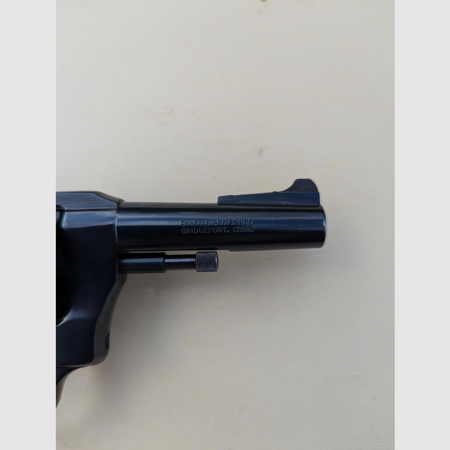 Charter Arm Revolver Undercover  3" in .38Special 