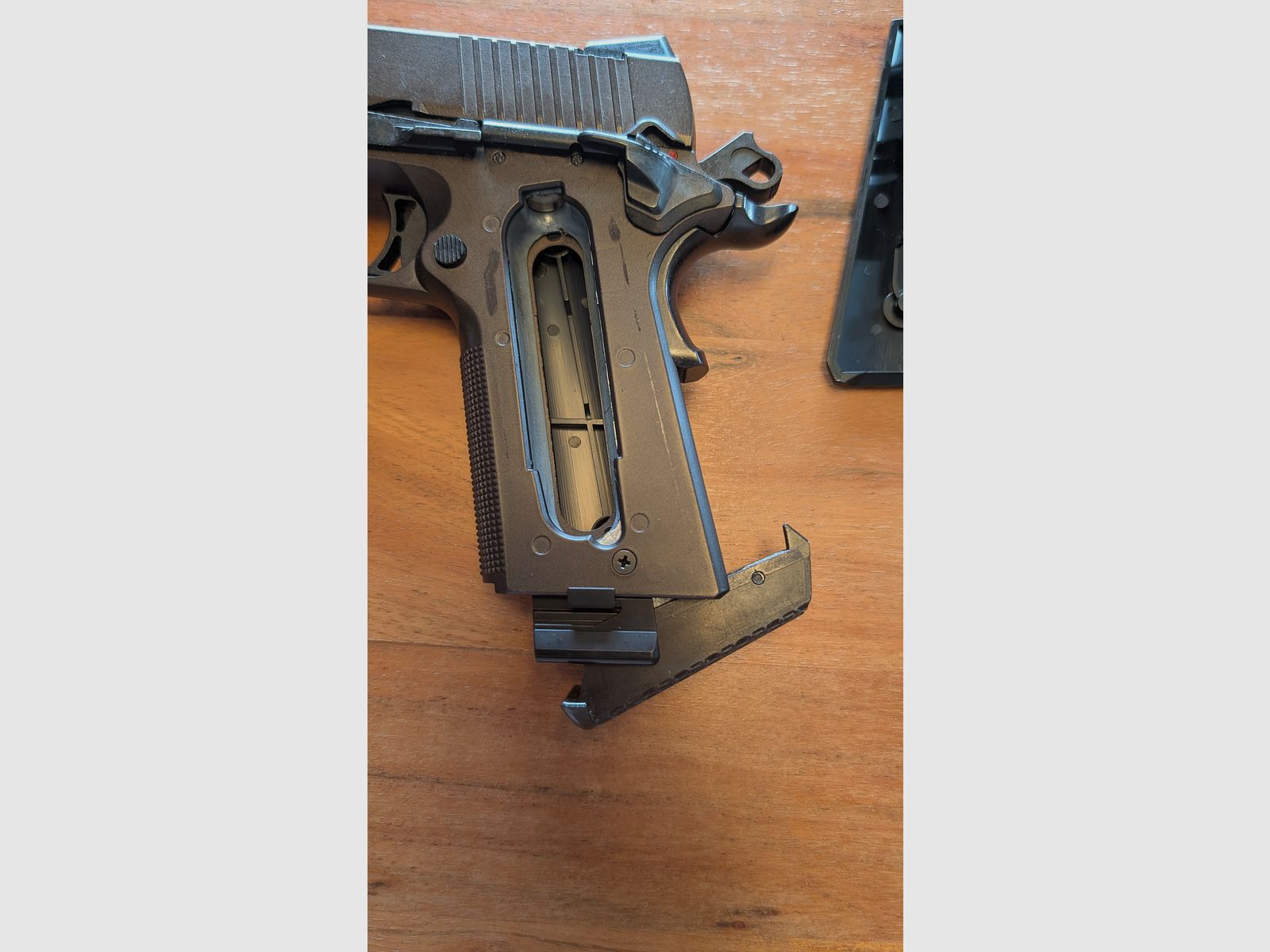 Sig Sauer 1911 Spartan CO2 Pistole 4,5 mm Stahl-BB