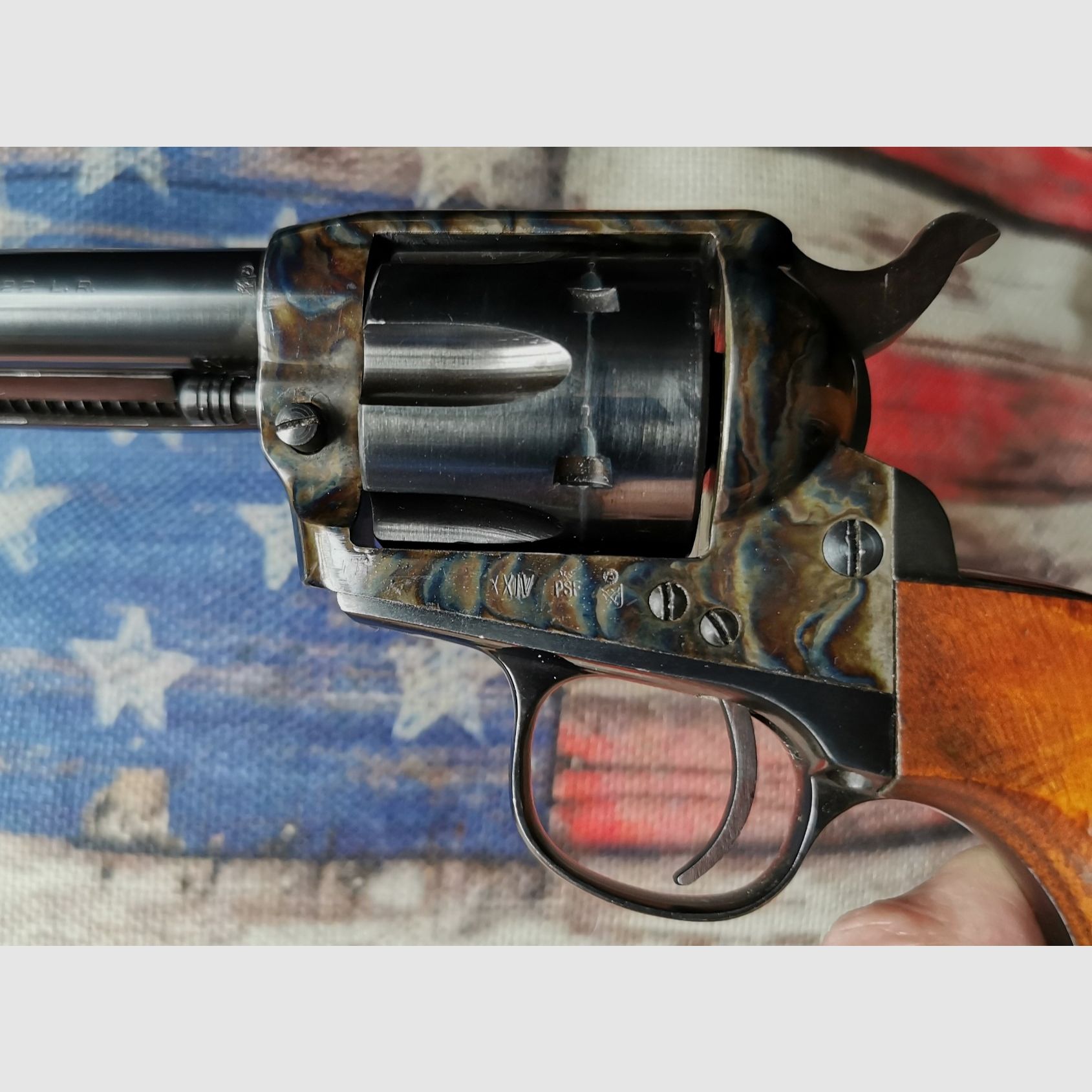 Uberti Scout SA Revolver in .22lr / Seriennummer 22