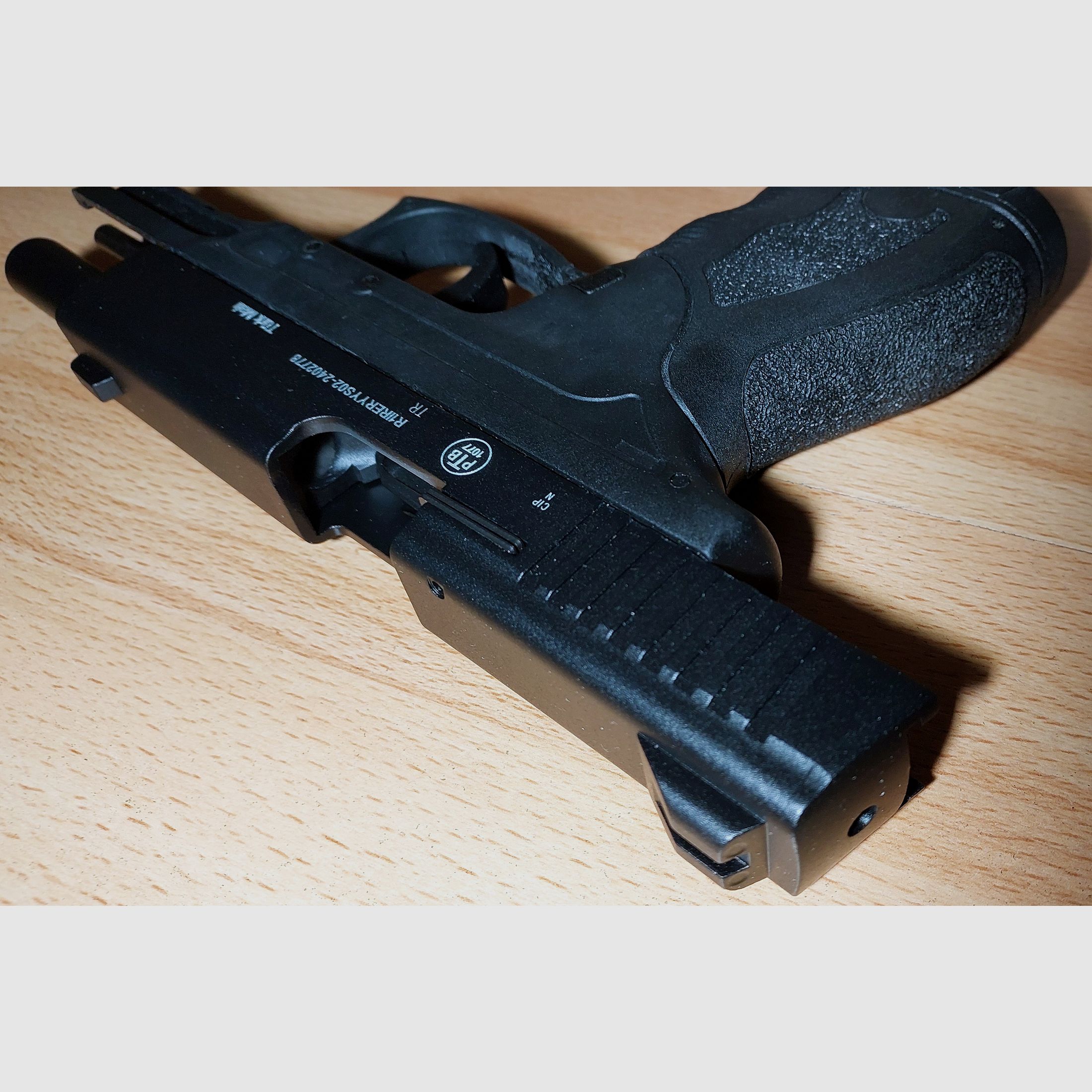 Pistolet Retay PT-23 9mm P.A.K. bronzé (PTB 1077) NEUF !