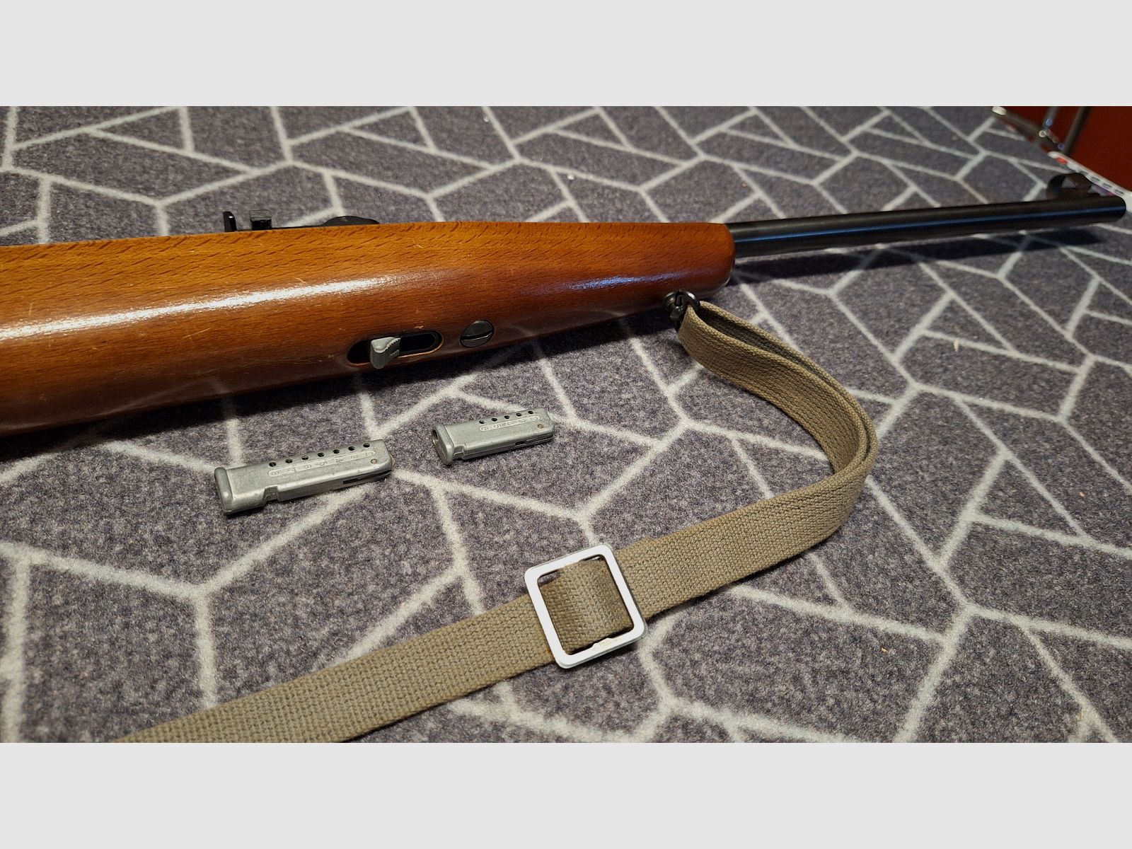 ¡Haenel Suhl 310 DDR-GST carabina de aire comprimido con 2 cargadores!