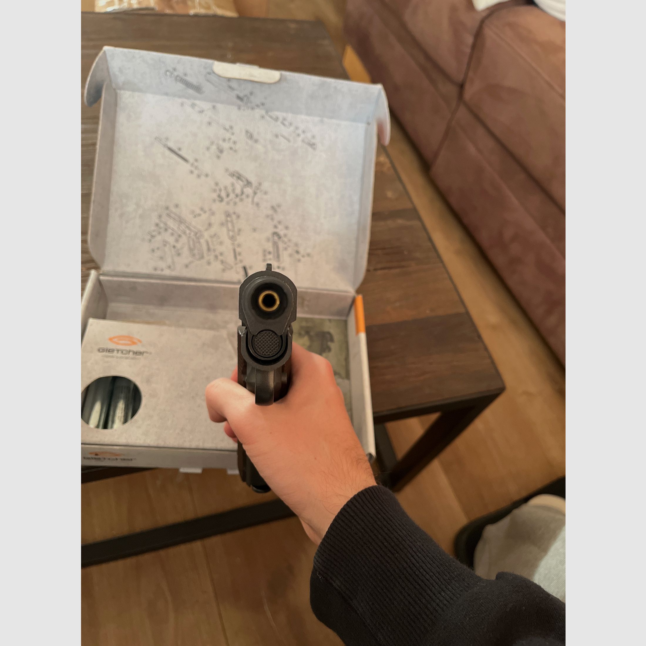 Pistolet à air Gletcher CLT 1911