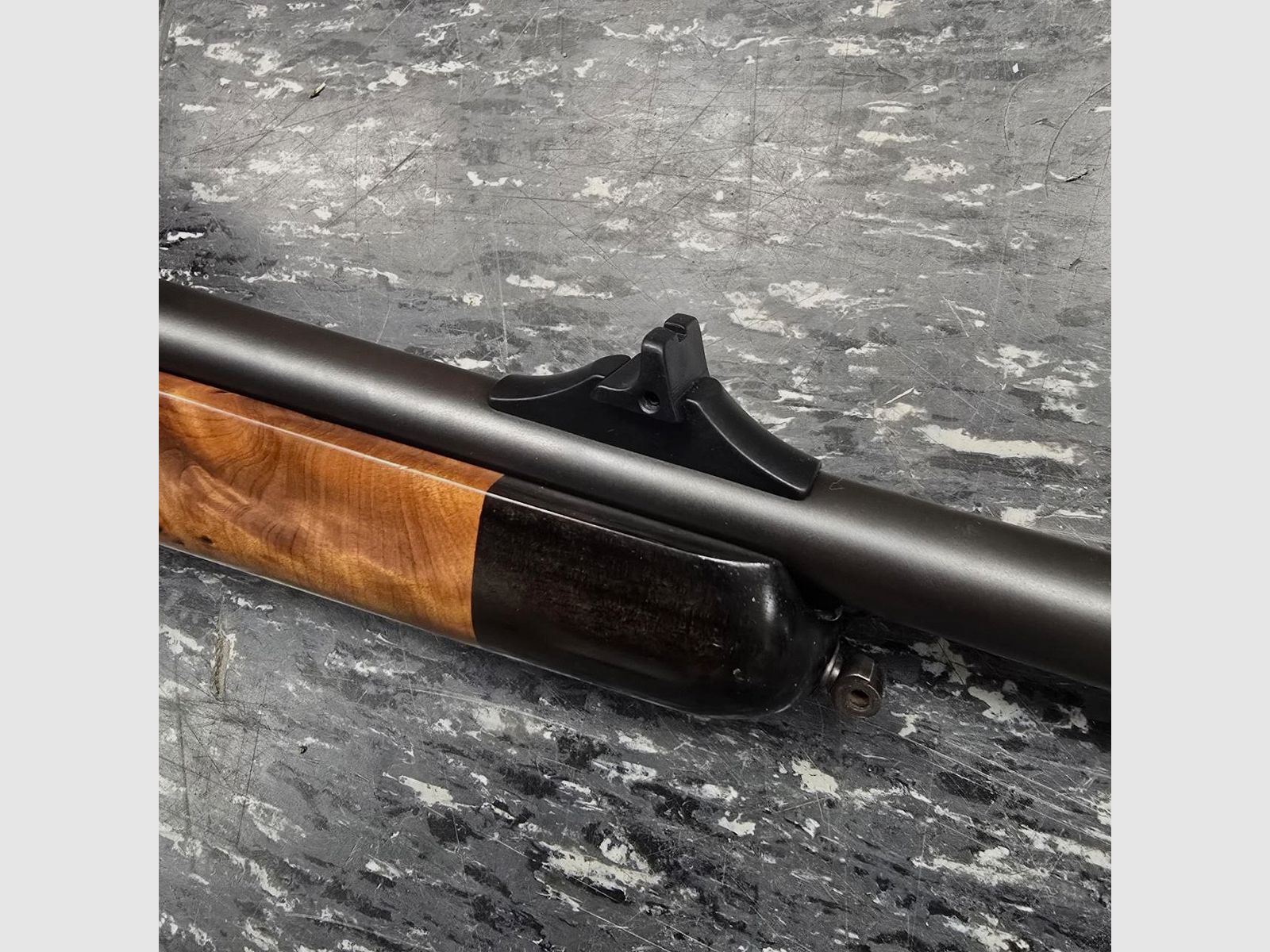 Blaser R93 Luxus in 8x68S mit Tuja Sonderschaft