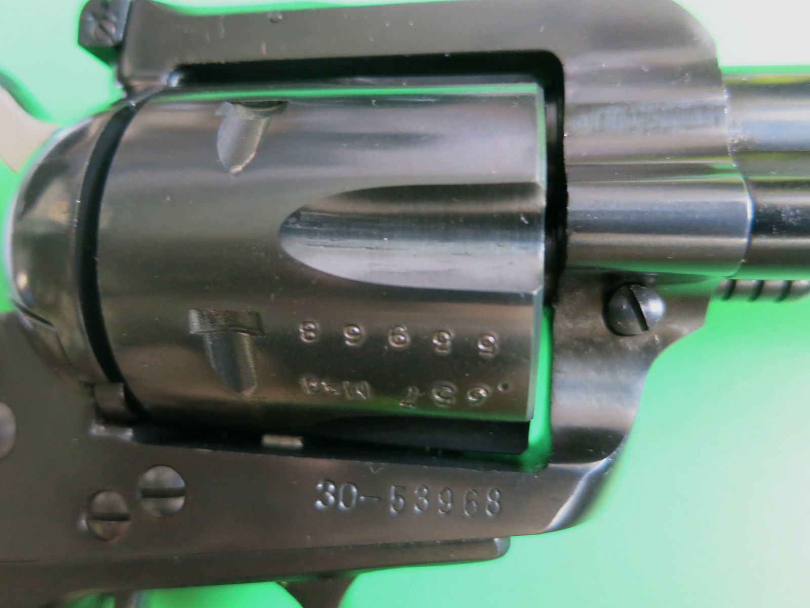 Revolver Western, Sturm Ruger & Co., modello Blackhawk, canna da 4,5", . 357 Magnum/cilindro intercambiabile 9 mm Luger     #47