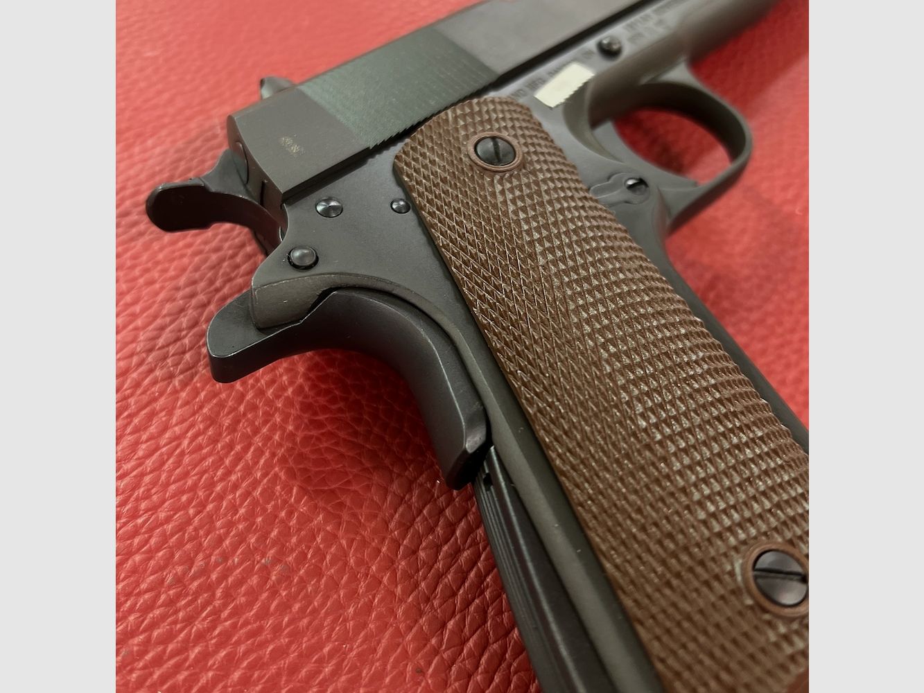 Inland Manufacturing 1911 A1, Bild 3 von 4