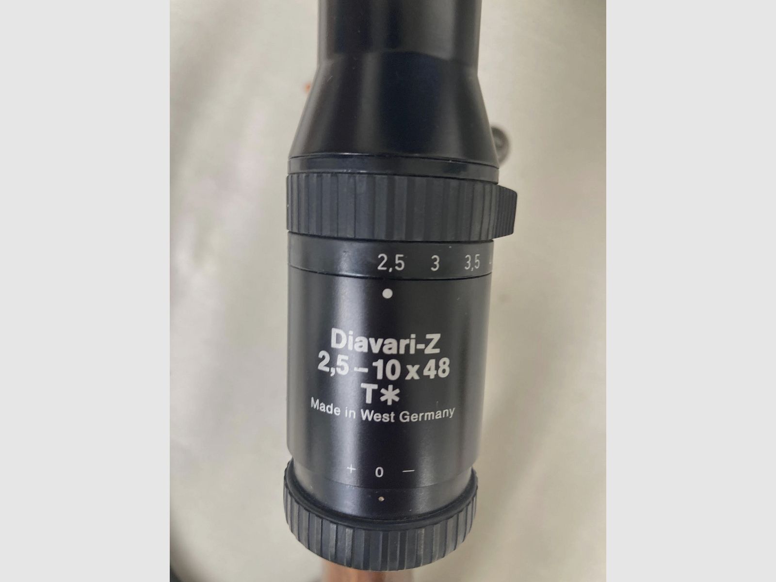 Krico Model 700 .222 RemMag mit Zeiss Optik Diavari Z 2,5 - 10x48