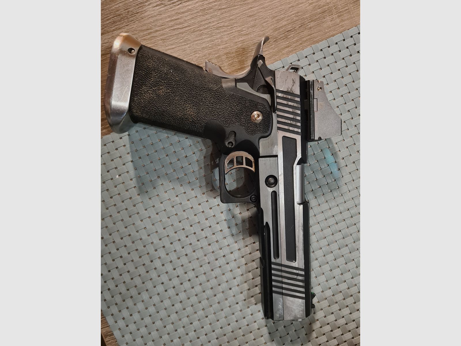 HX1001 Hi-Capa 5.1 Split Slide