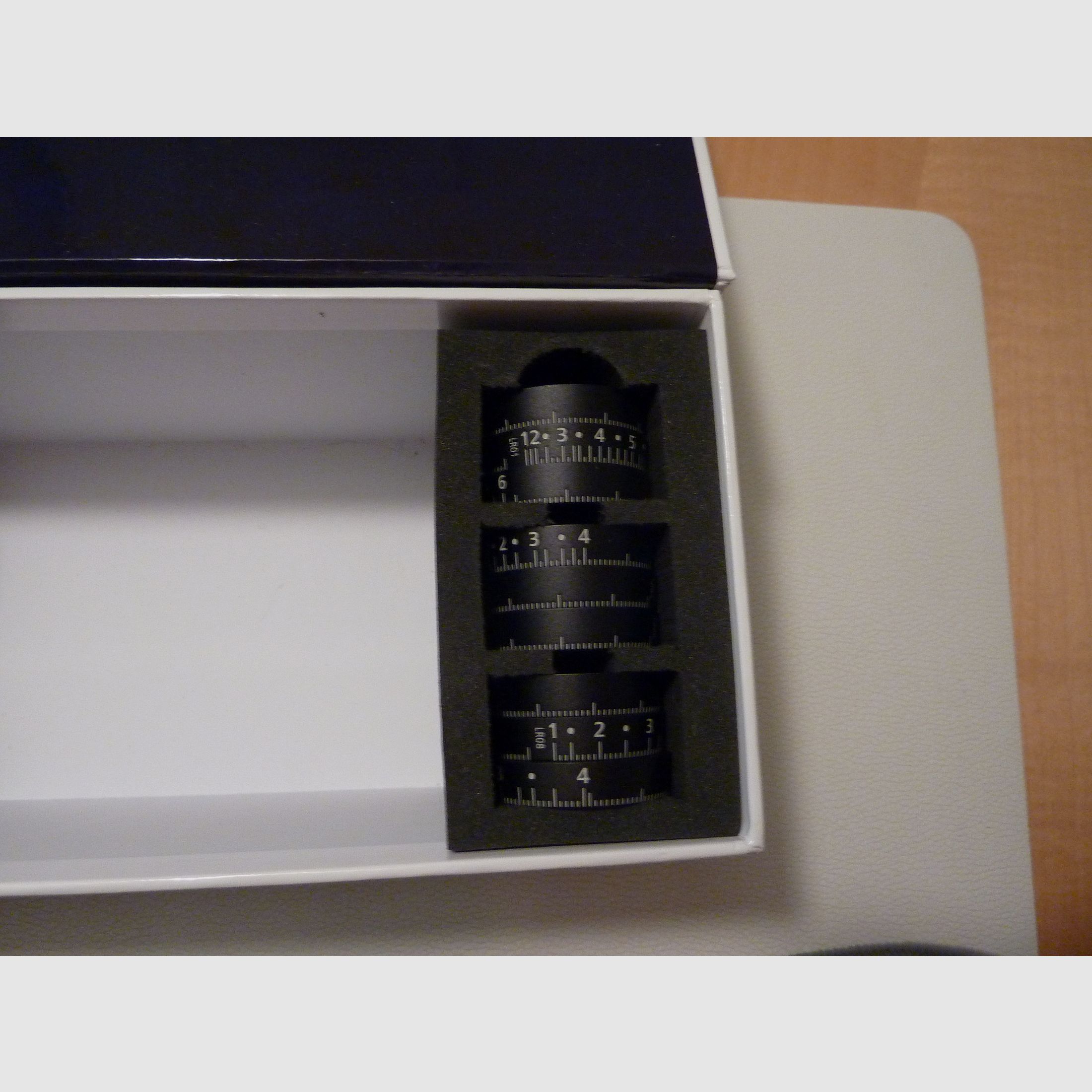 ZEISS VICTORY V8 telescopio 2.8-20x56 con ASV, reticolo illuminato 60 con montaggio a sella Blaser