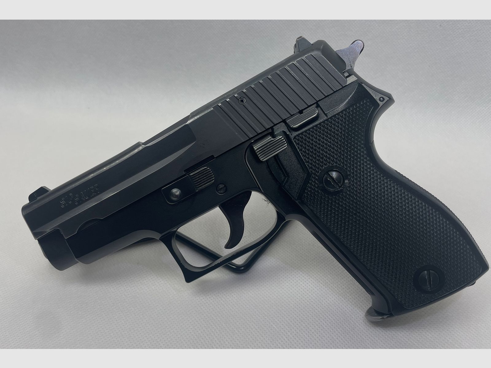 Sig Sauer P225