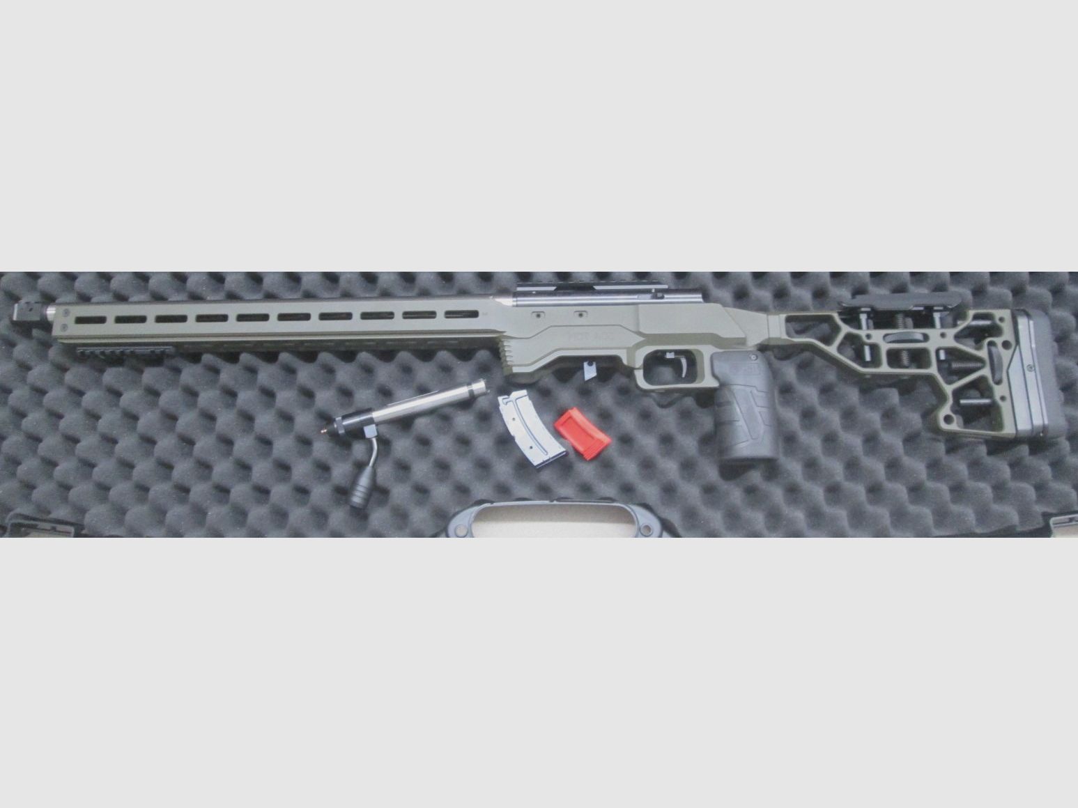Anschütz APR 1710 Crimson Red .22lr  Anschütz .22lr noch Match 54 System in Magpul Green Cerakote