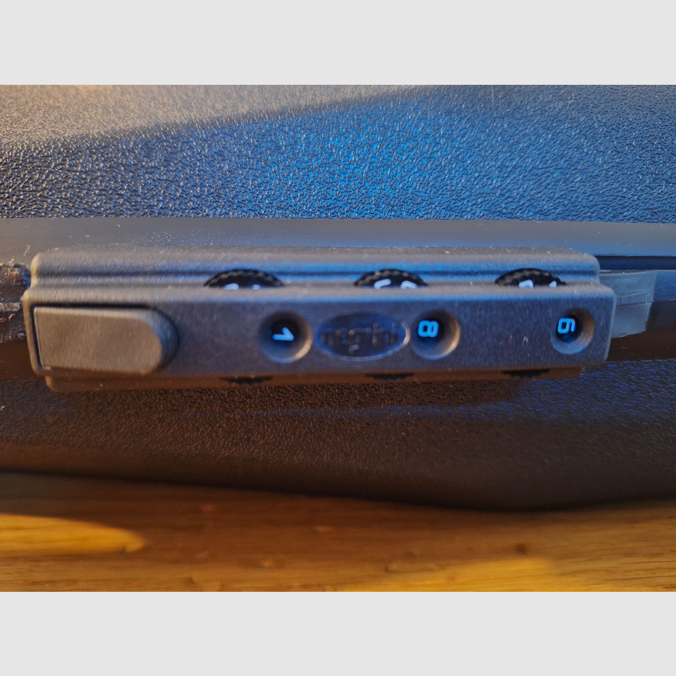 Co2 Cowboy Rifle Legends inkl. Koffer mit Schloss 4,5 mm BB und 4,5 mm Diabolo 34 Ladehülsen insgesamt!