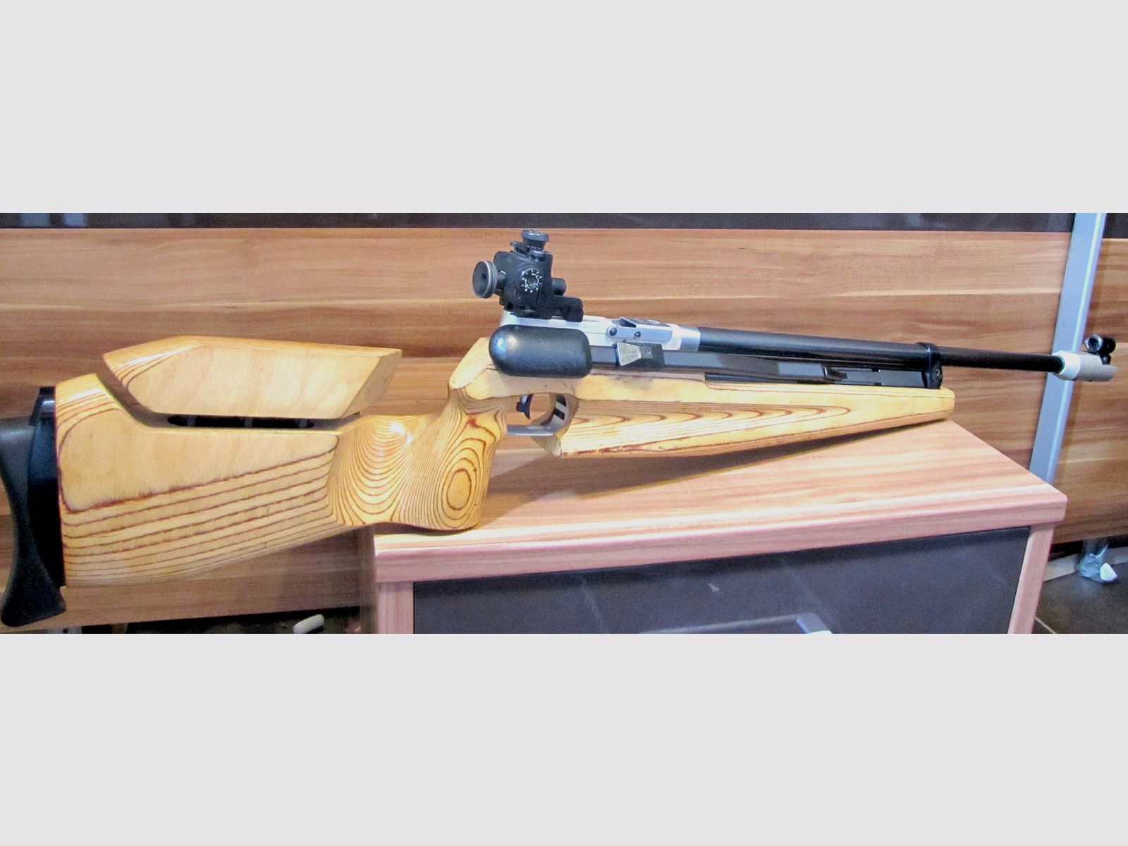 Luftgewehr der Marke Feinwerkbau 601