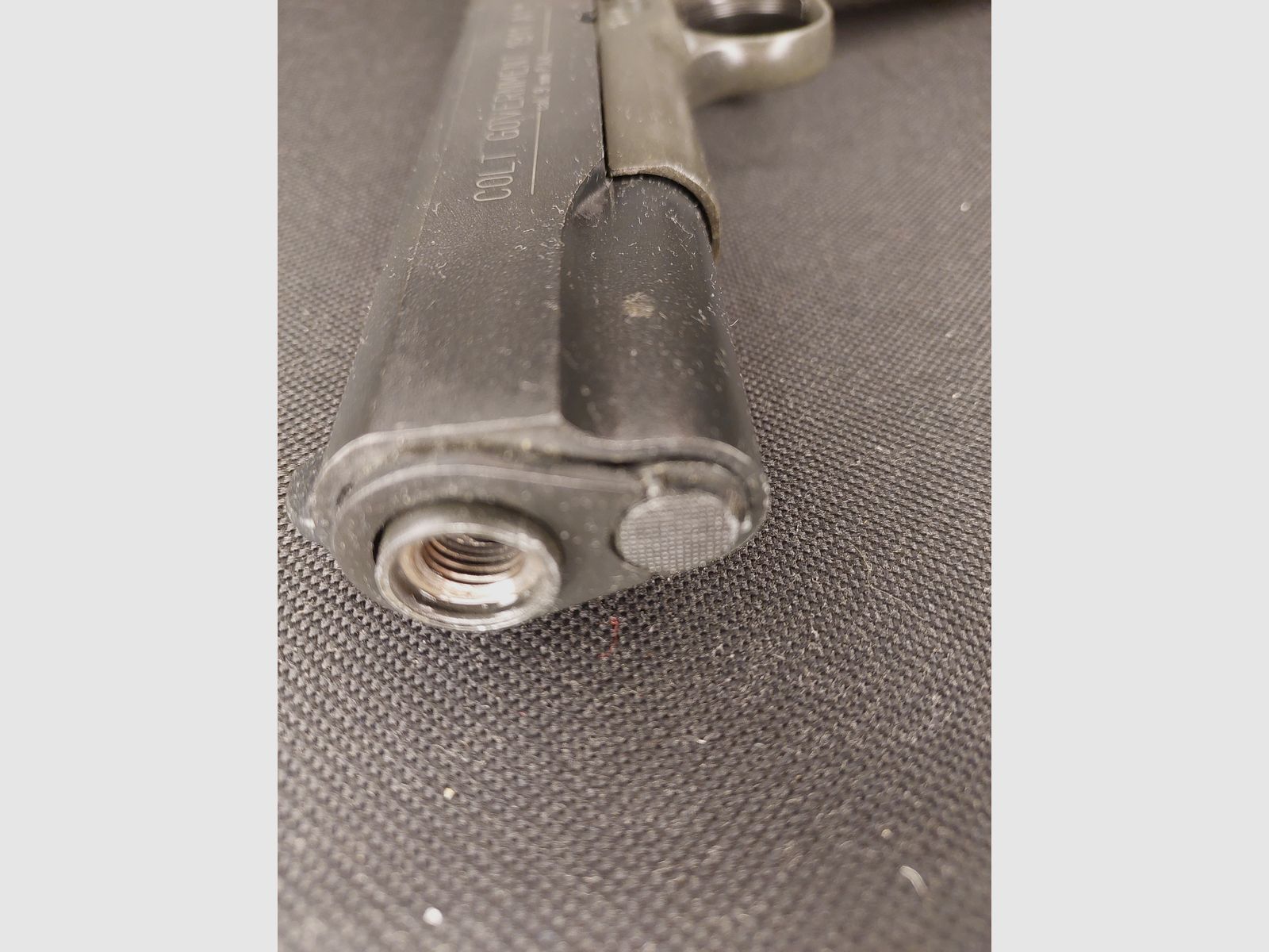 Colt Government 1911 A1 pistola de fogueo 9mm P.A.K. (PTB 774) con 3 cargadores