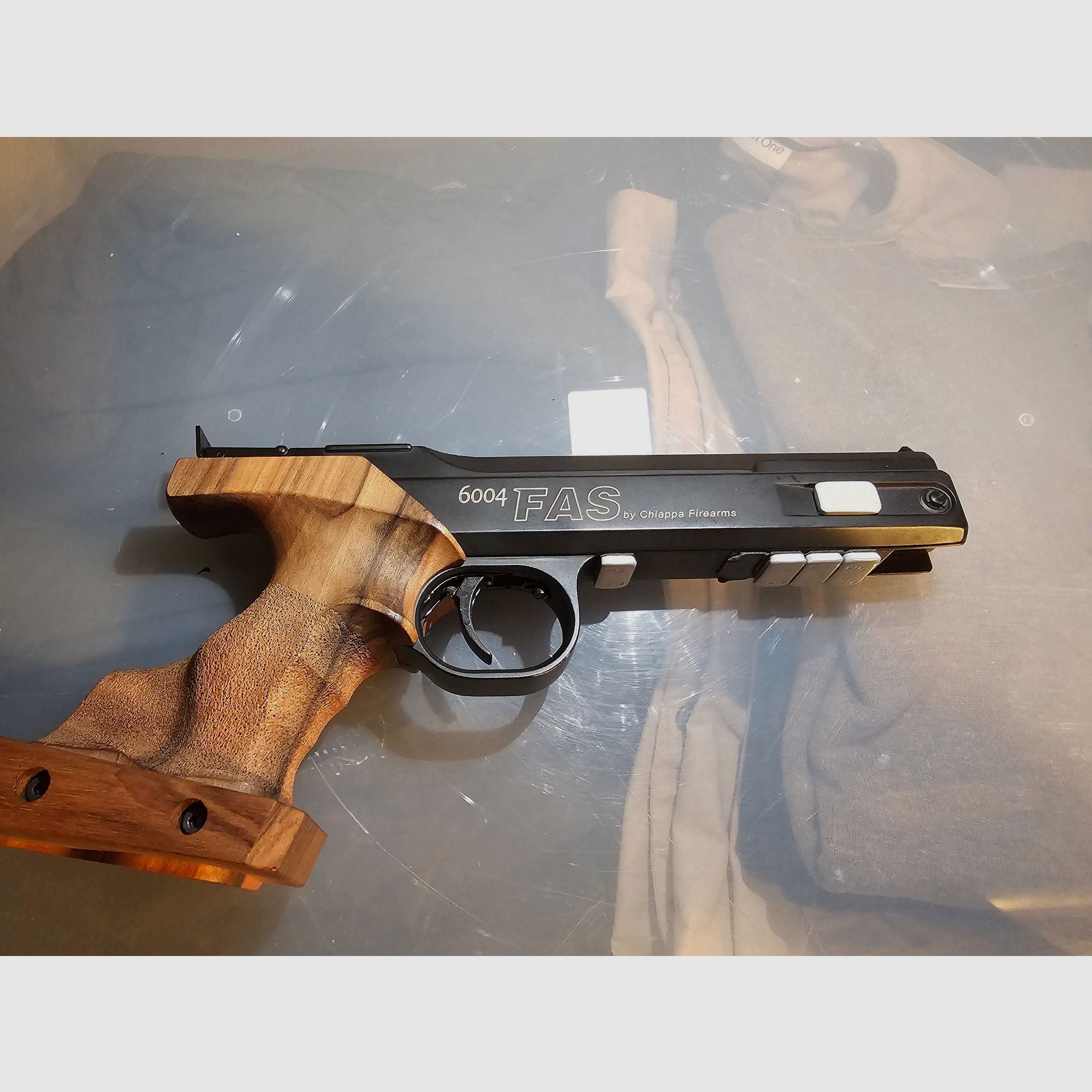  Matchpistole  6004 FAS by Chiappa Firearms Rechts