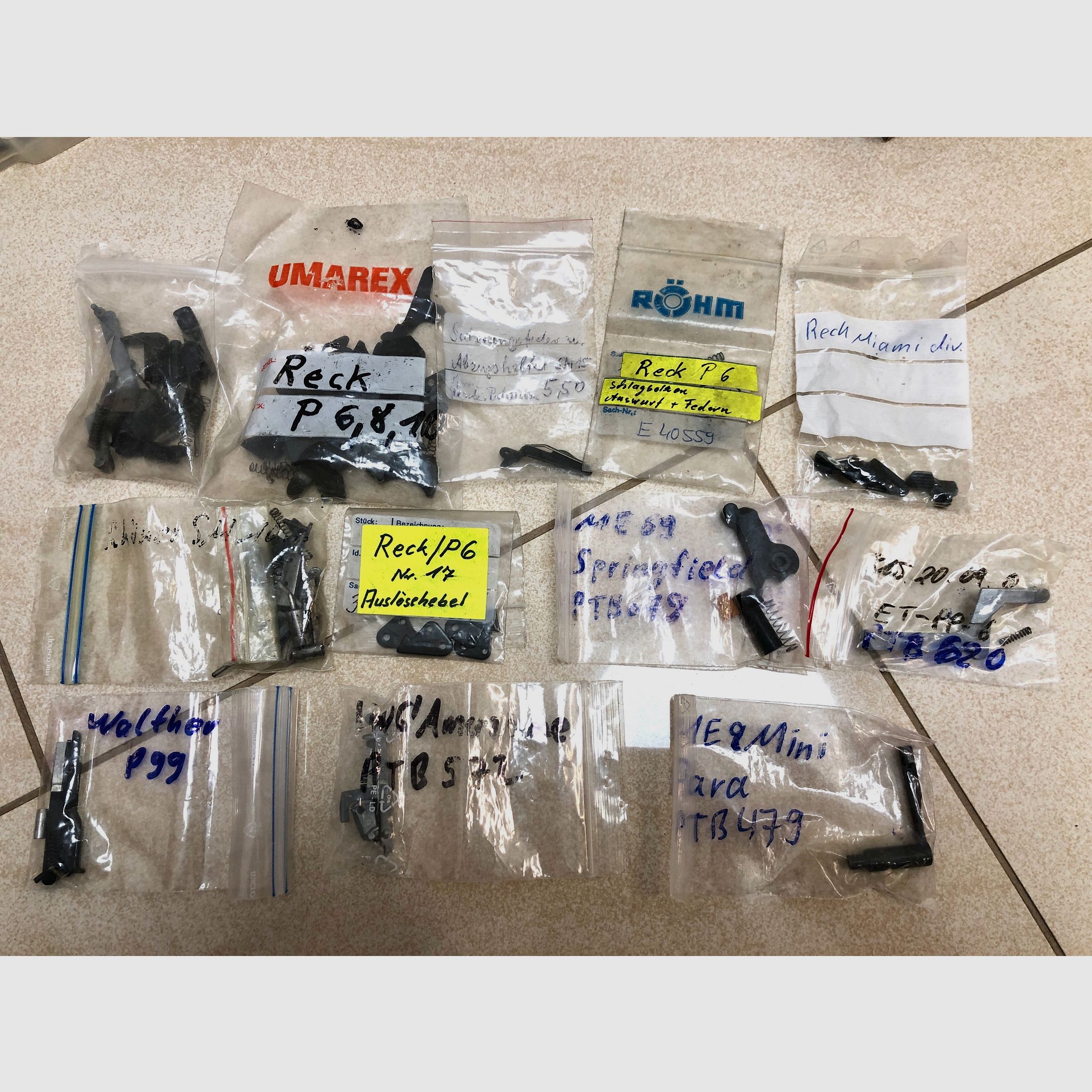 ••• #3 Ersatzteile / Reparatur-Konvolut für Schreckschusswaffen •••