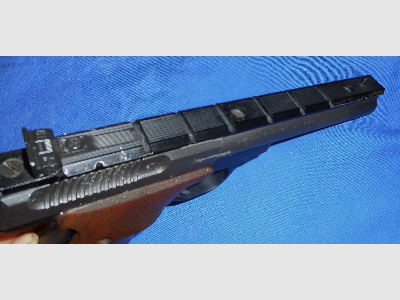 Browning Buckmark, Bild 2 von 3