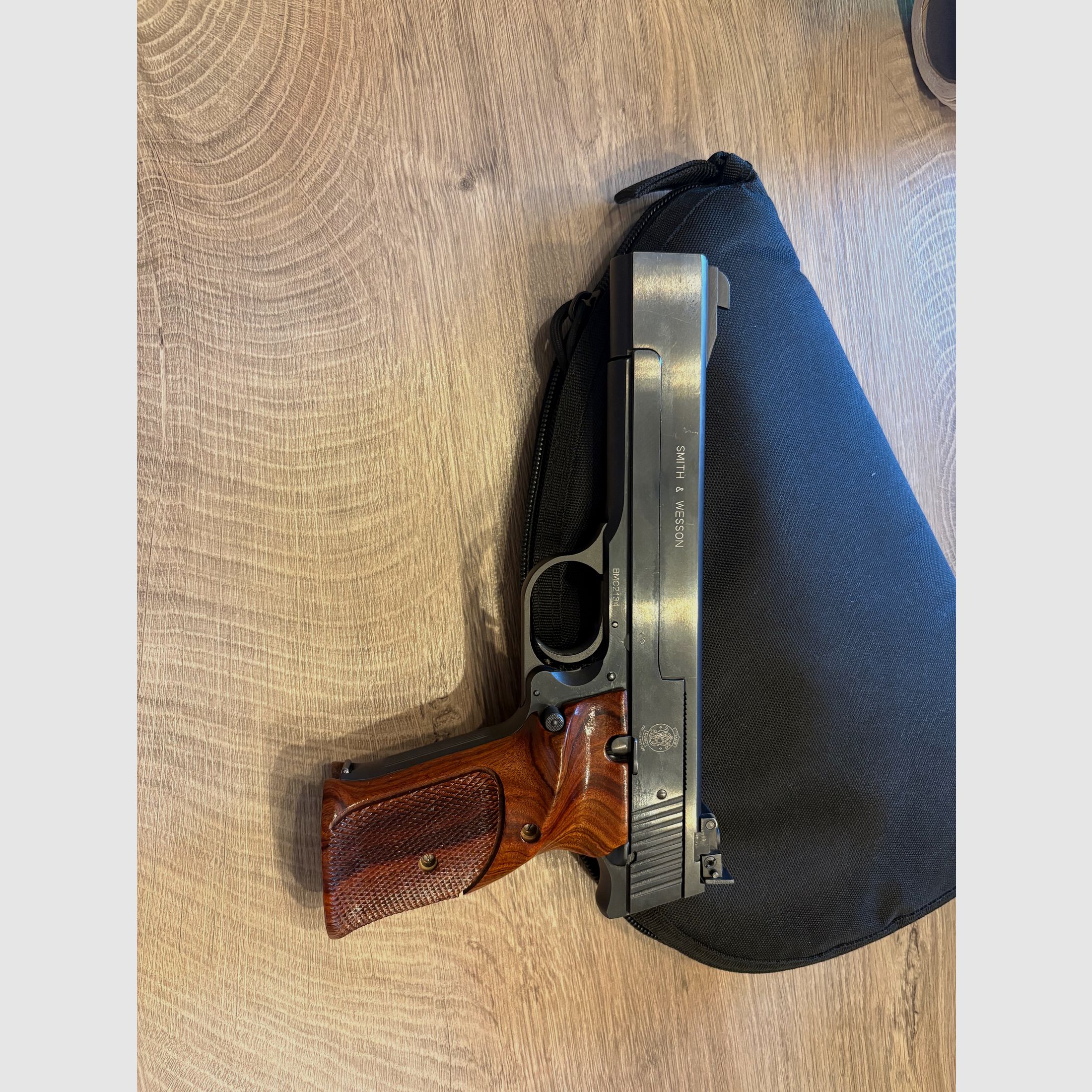 Smith & Wesson Model 41 (.22 lfb./.22 LR) – état impeccable