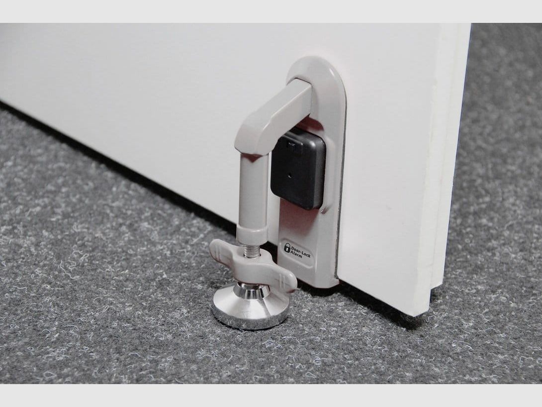 Burglary protection Door-Lock with alarm