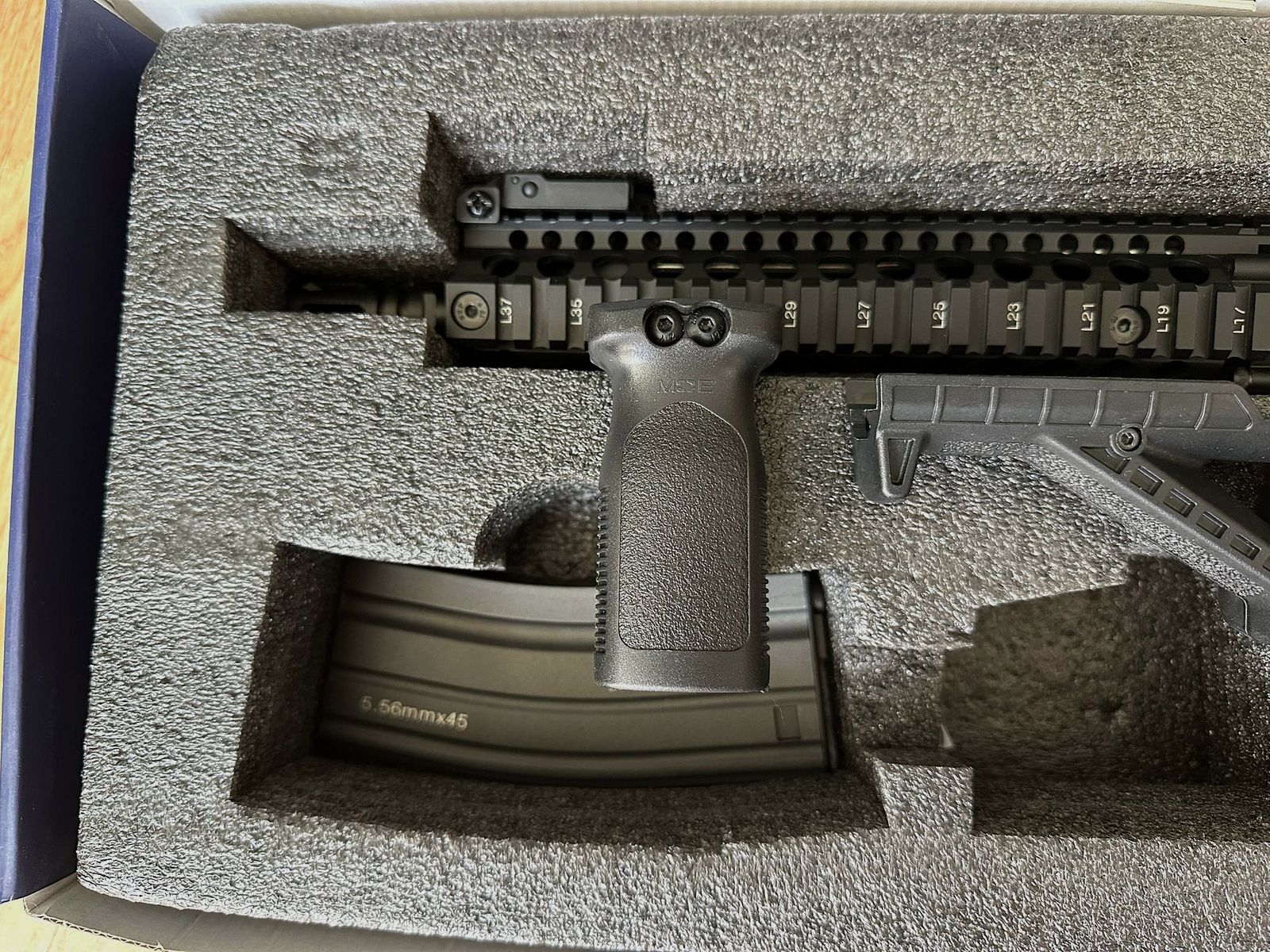Specna Arms - SA-A03 One - Like new with original packaging and accessories