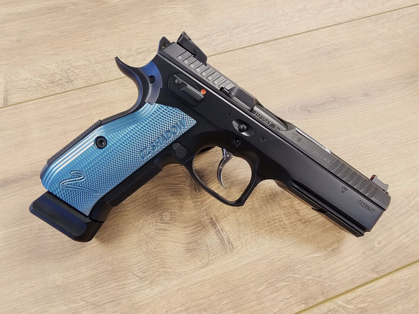 CZ Shadow 2 – 9×19 Luger, afbeelding 2 van 3