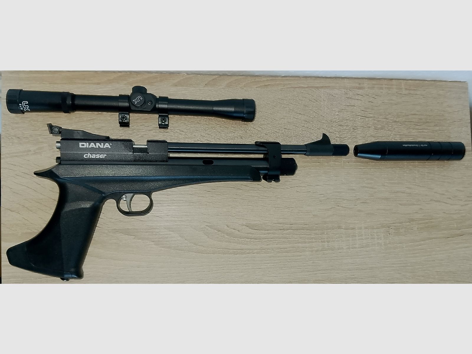 Diana Chaser mit Zubehör