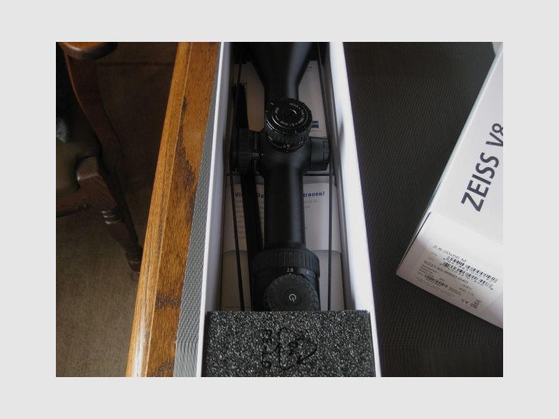 Absoluut BESTE PRIJS = " NIEUWE " GENERATIE-II ZEISS V8 2,8-20x56 M = Binnenrail + ASV-hoogte + Reticle-60 !! GEEN Blaser-Mauser-Sauer-Swarovski-LEICA-SteelAction-MINOX-Steyr-GPO-DDoptics