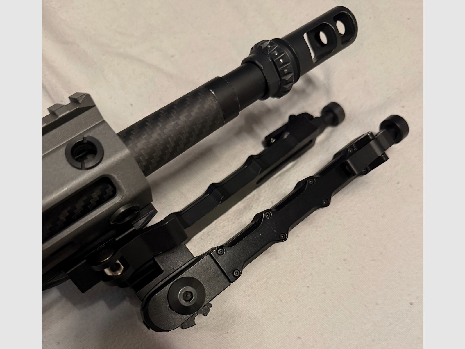 Ares MSR-303 Snipergewehr CPSB-System Springer 6mm BB graphite inkl. Tactical Case u. Zubehör 