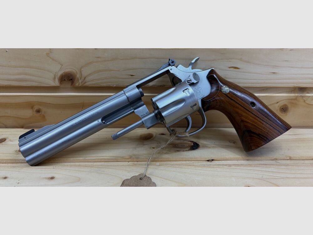 Smith & Wesson Mod. 617 Target Champion .22 l.r. Impugnature in legno .22lr
