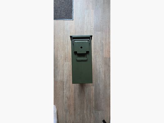 Skrzynka na amunicję metalowa