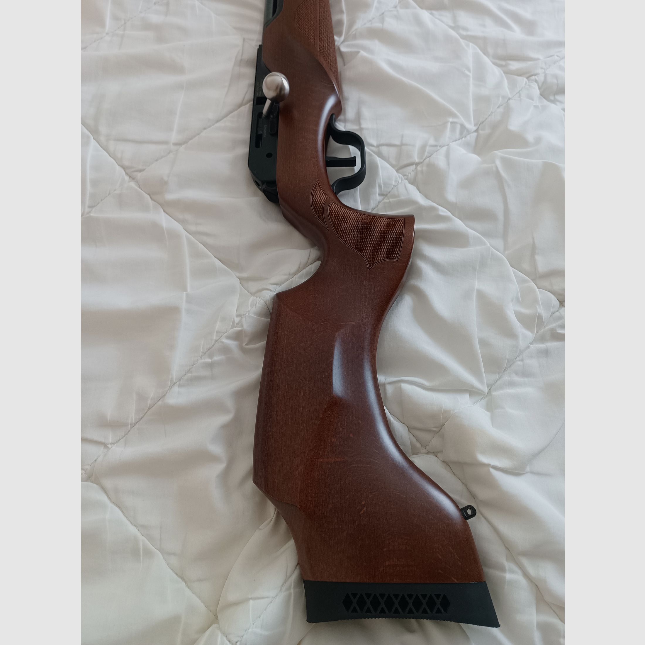 Absolutes Unikat: Walther Dominator Holzschaft 6,35mm (.25) – Kaum geschossen (ca. 150 Schuss)! + Alu-gefräste Laufbrille, 3x Custom Quickfill-Kartuschen & 4 Magazine