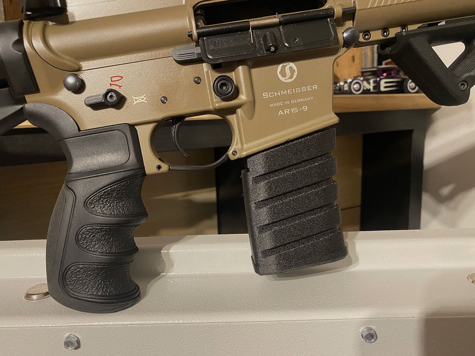 Magazinverlängerungen / Griffstück für Schmeisser AR15-9