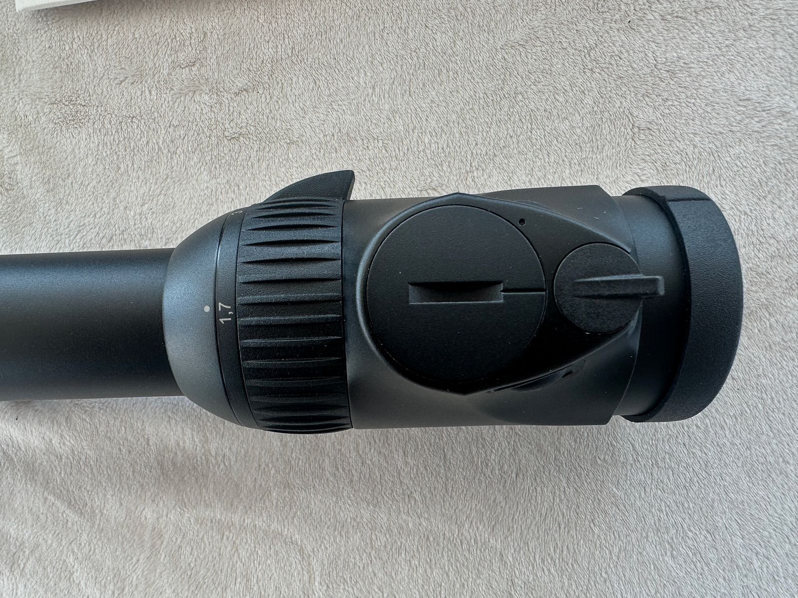 Swarovski Z6i 1,7-10x42 - Gen2 - Besser als Gen3 ! - 1 Jahr alt - NEUWERTIG ! ohne Blaser Sattel-Montage