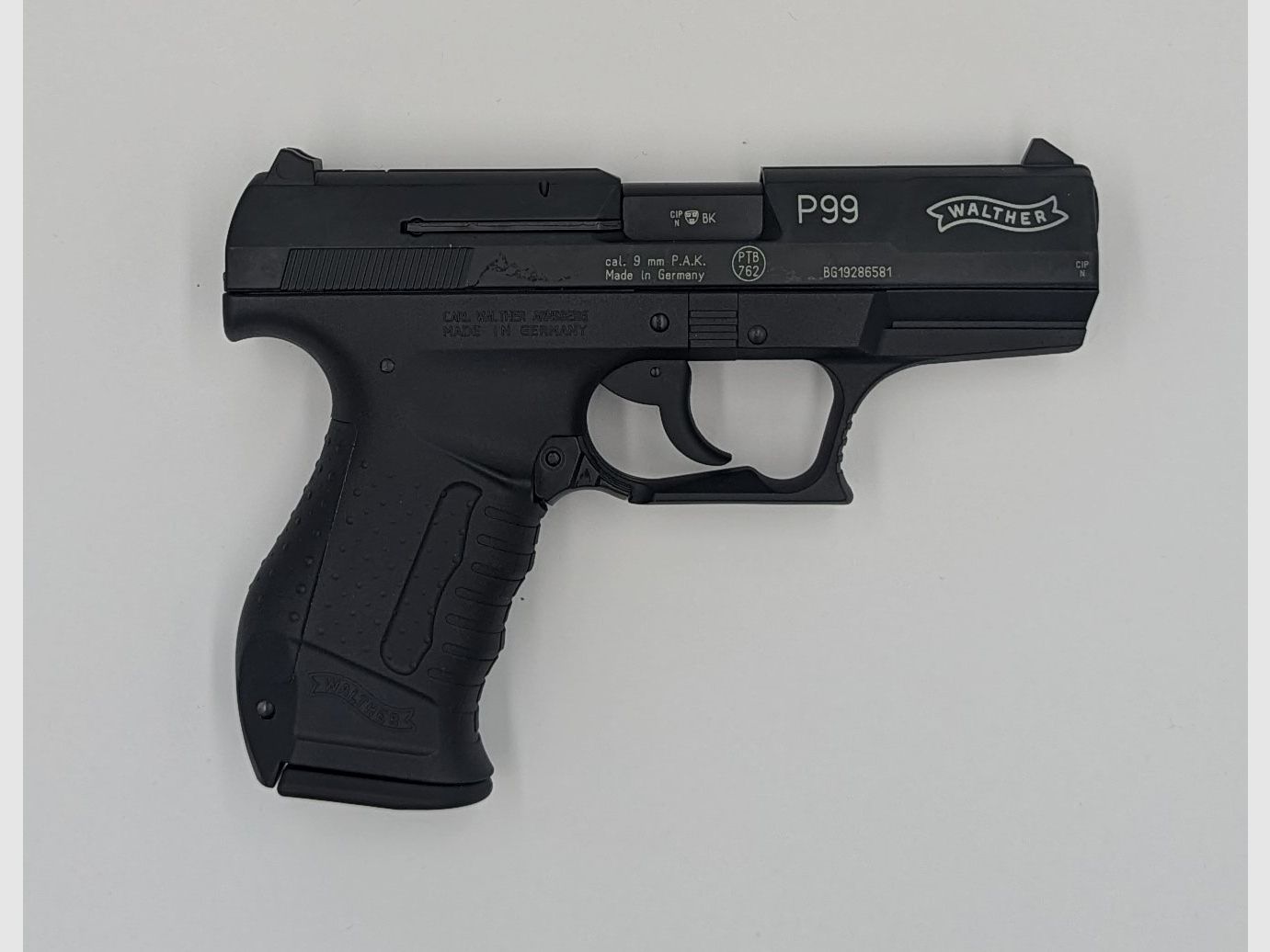 Pistola de señal de gas Walther P99 Cal. 9mm P.A.K