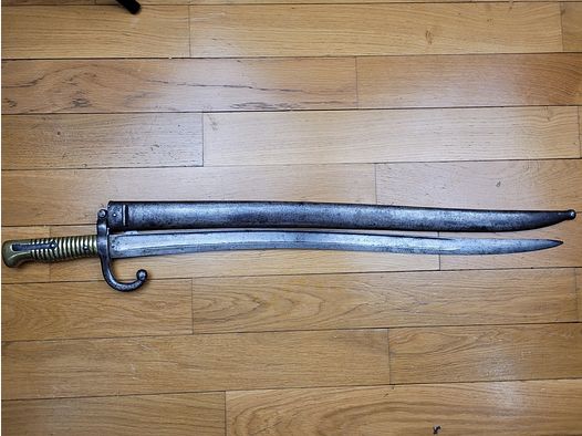 Sehr schöne Chassepot-Bajonett – Mre NATIONALE de Châtellerault – mit Nummer – TBE