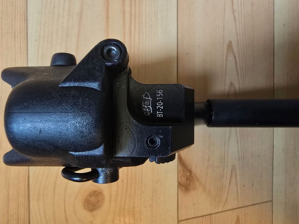 Sehr Seltene B&T Schulterstütze klappbar Helmversion für die MP5/ SP5 / Niederländischen Marechaussee/Zugriffsteam.
