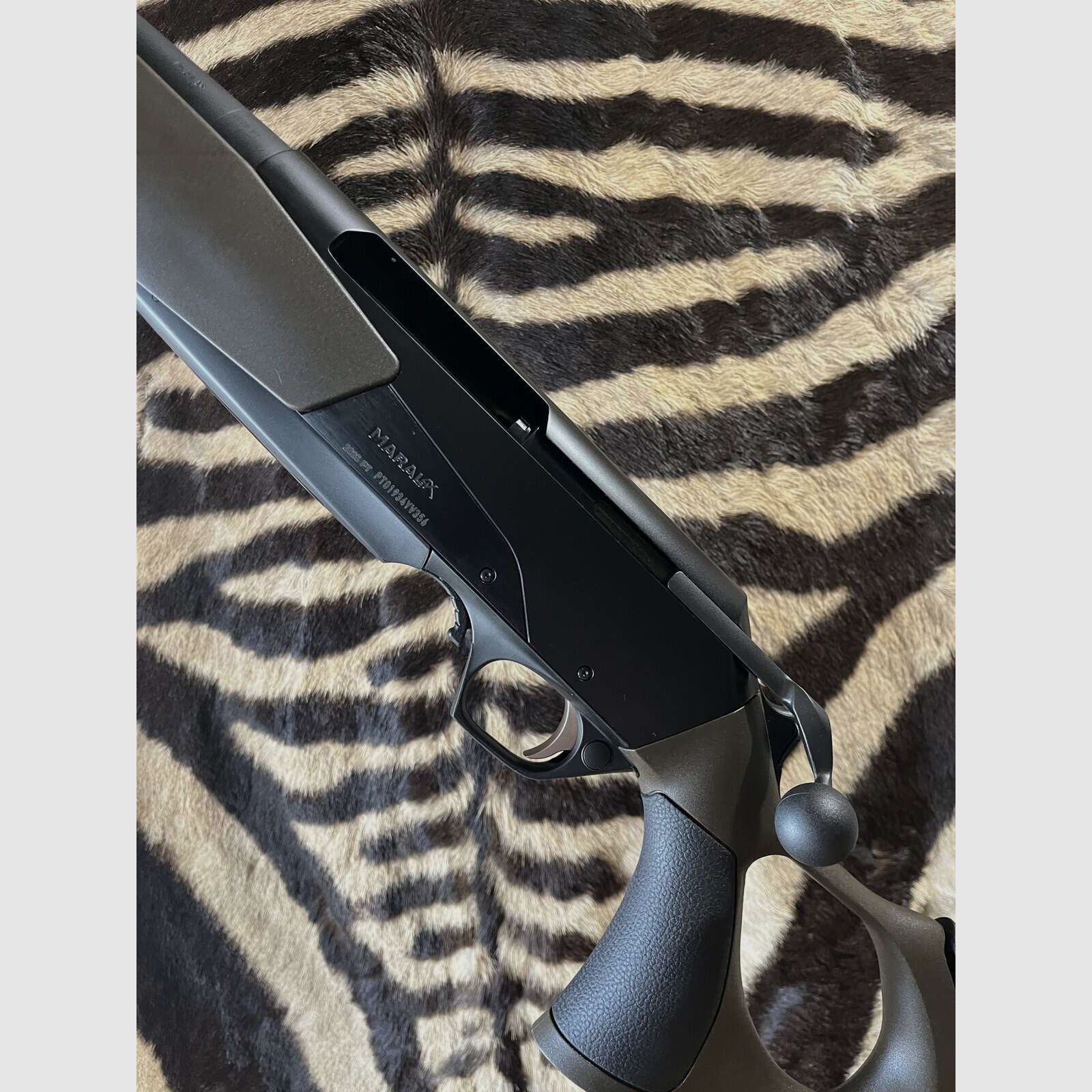 Browning Maral 4X Brown Black Adjust Repetierbüchse Kal.30-06 Linkshänder -ca53cm – Waffenkoffer, Bild 3 von 10