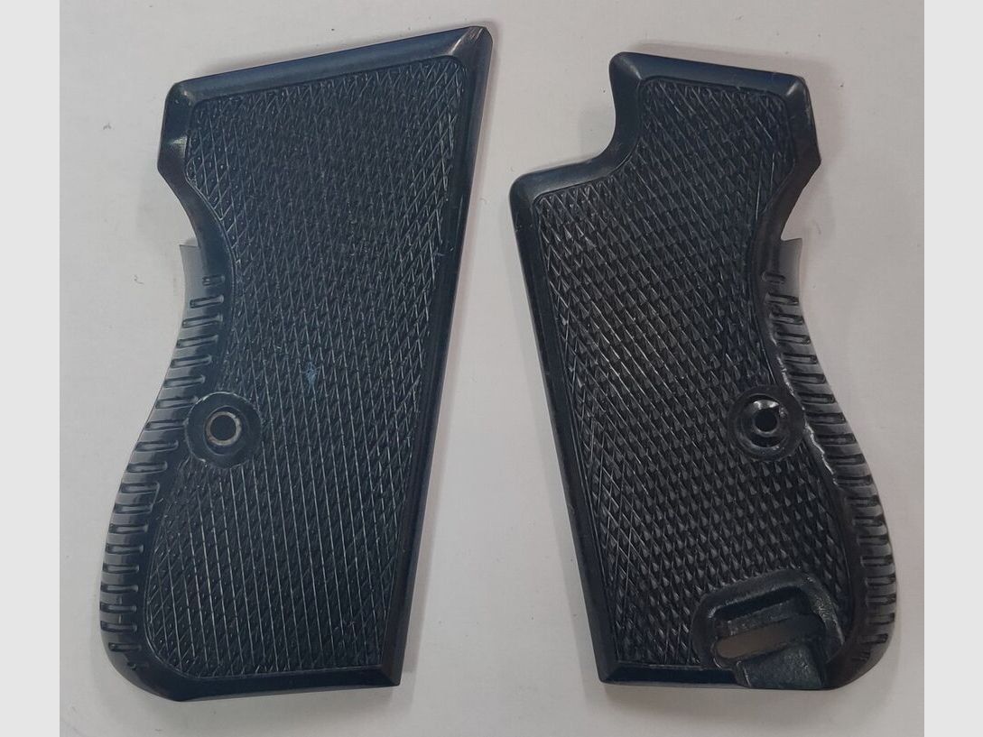 original plastic grip panels SIG P210