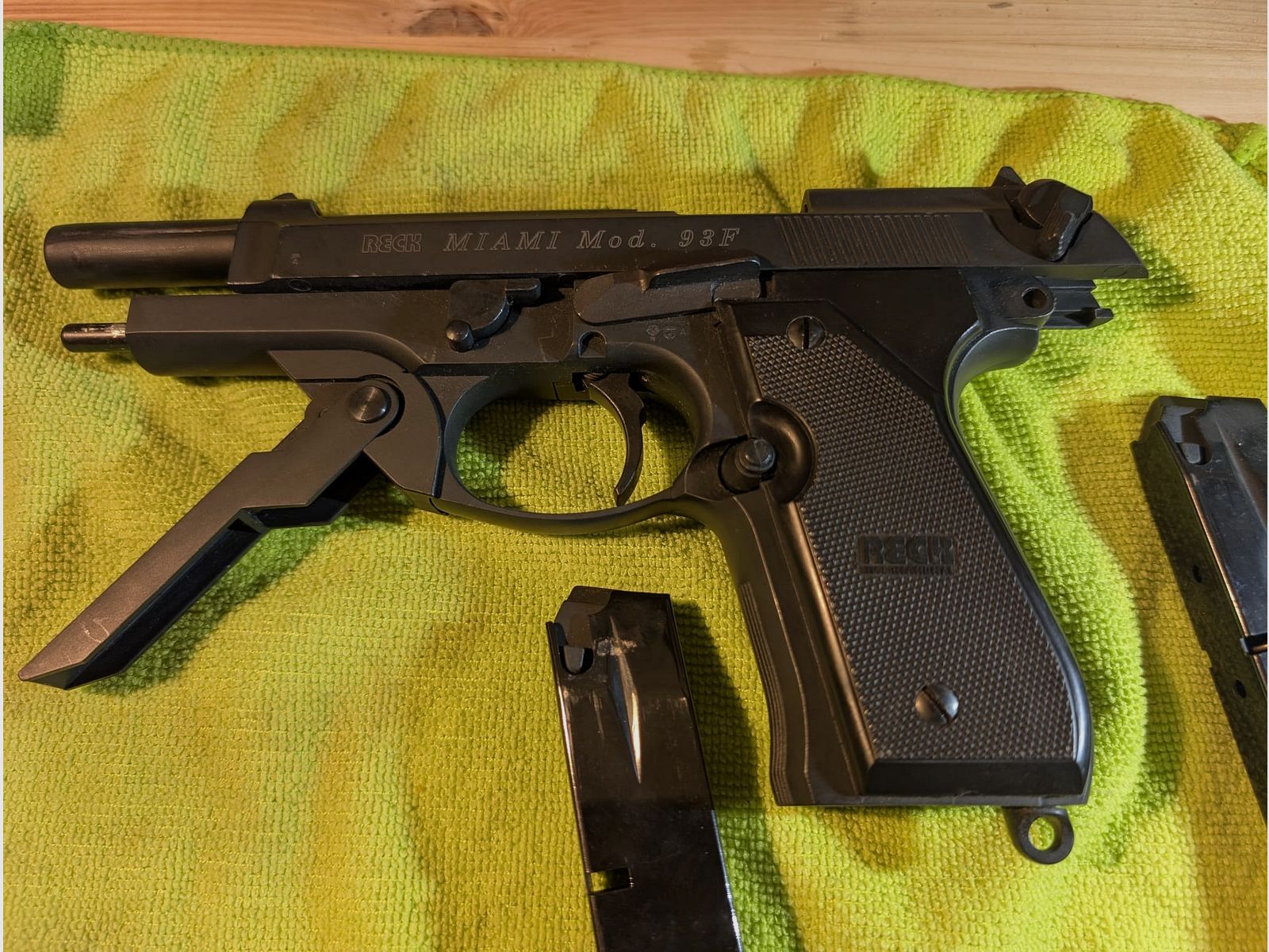 Reck Miami Mod. 93F PTB 908