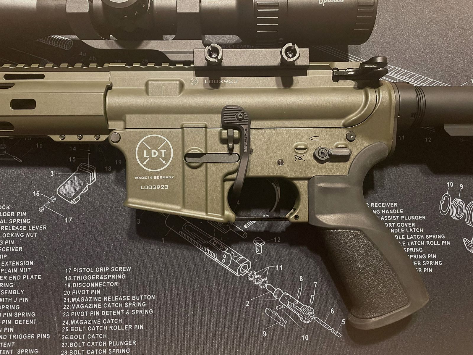 LuxDefTec LDT AR 15 .223 Rem 14,5“ OD Green