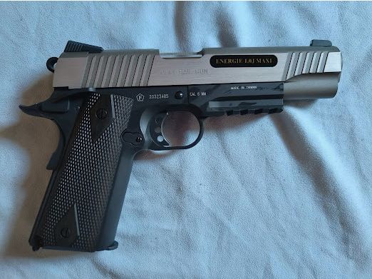 Cybergun COLT 1911 RAIL GUN Dual Tone Silver Vollmetall CO2 Blow Back  inkl. Koffer und Munition NEU
