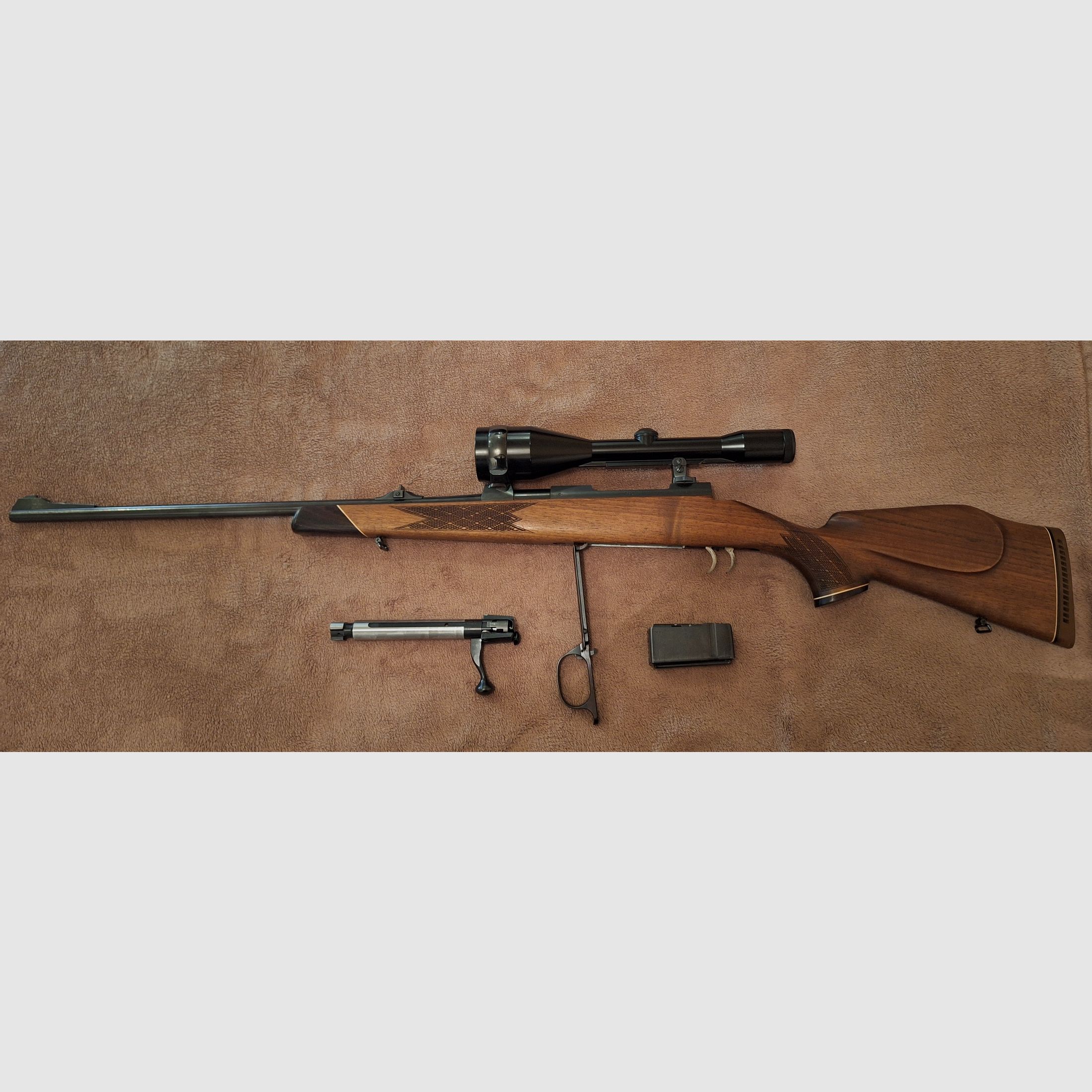 wunderschöne Reptierbüchse Akah Voere 7x64 mit Zeiss Diatal-Z 8x56 auf Suhler Einhakmontage Top! 