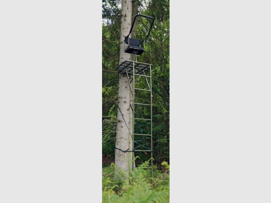 Siège d'arbre avec chaise pivotante à 360°, image 2 sur 2