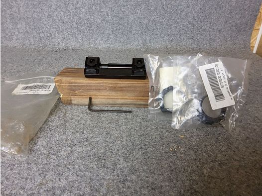 unknown quick-release mounting for H&K SL rifles
