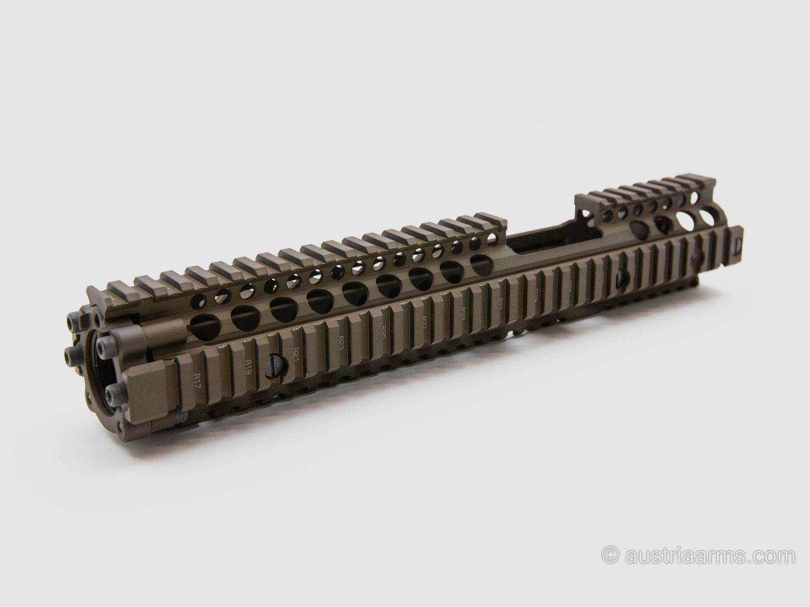 Daniel Defense Handguard RIS II M4A1 FSP Rail RTL Assembly – FDE 14,5″, Bild 1 von 3