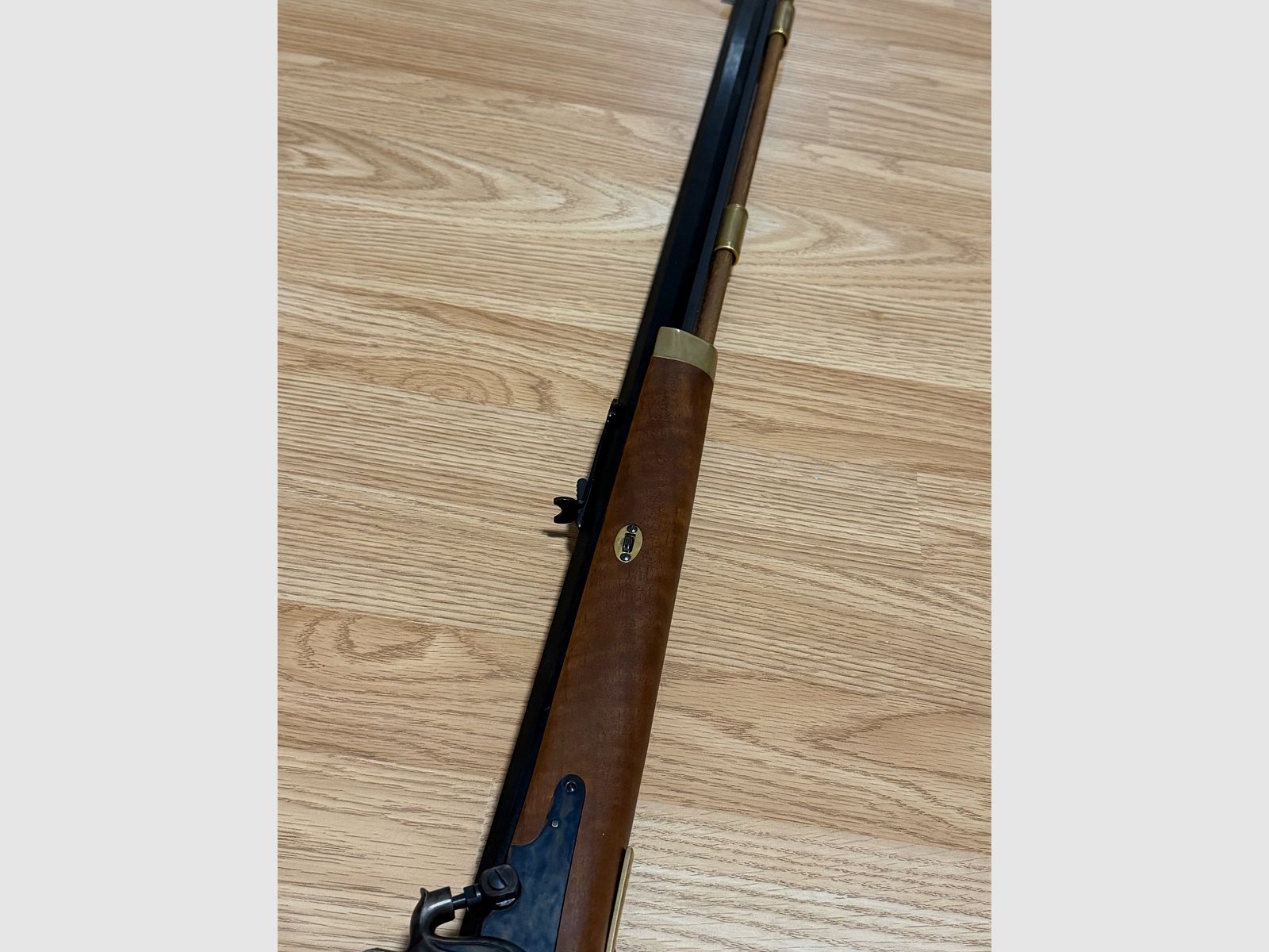 Davide Pedersoli Vorderlader Hawken Ziel Traditionell Kaliber 45.