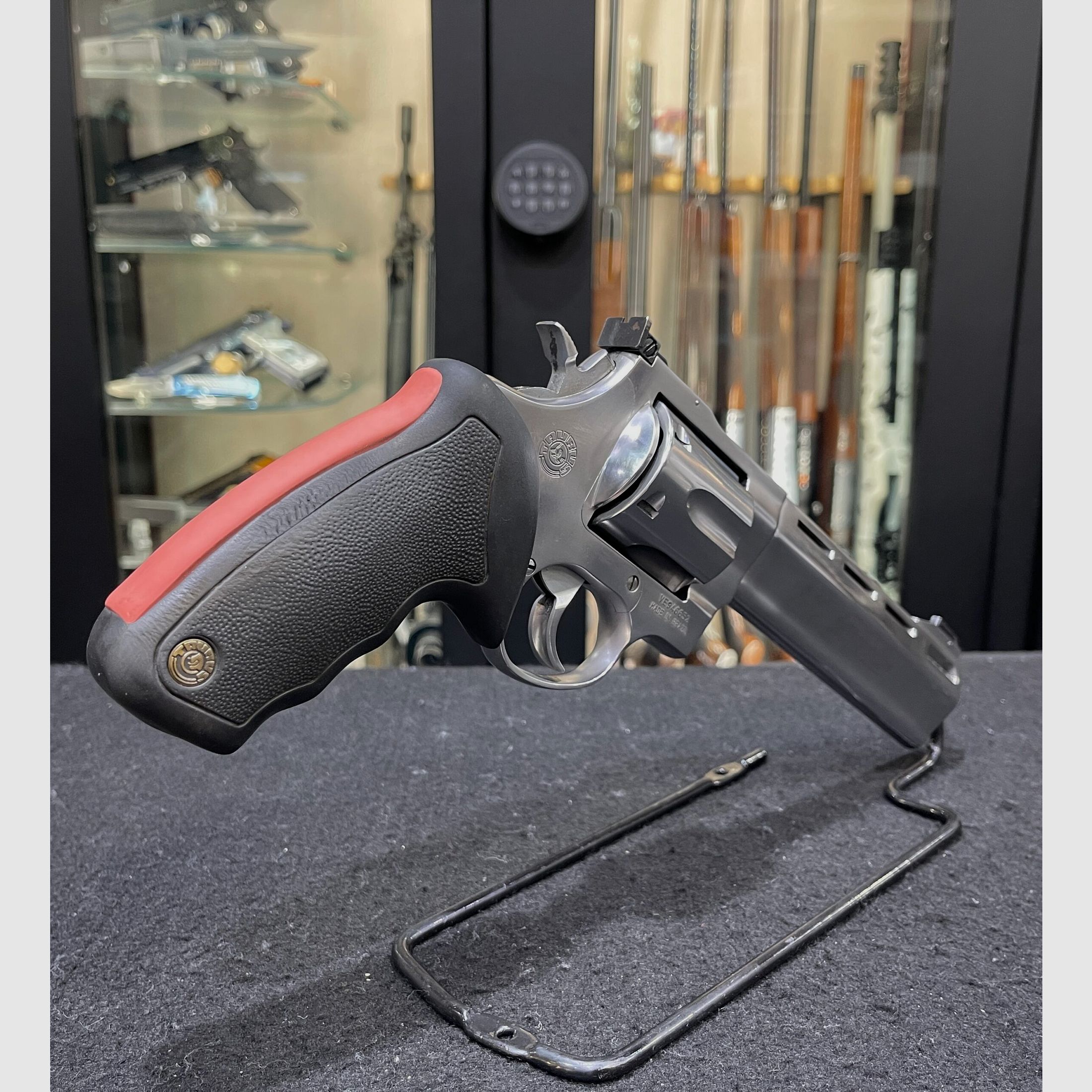 TAURUS RACING BULL, Bild 12 von 14